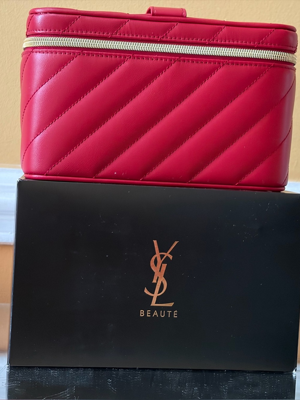 Yves Saint Laurent Quilted Red Leather Cosmetic Case with Gold Hardware - Picture 6 of 9